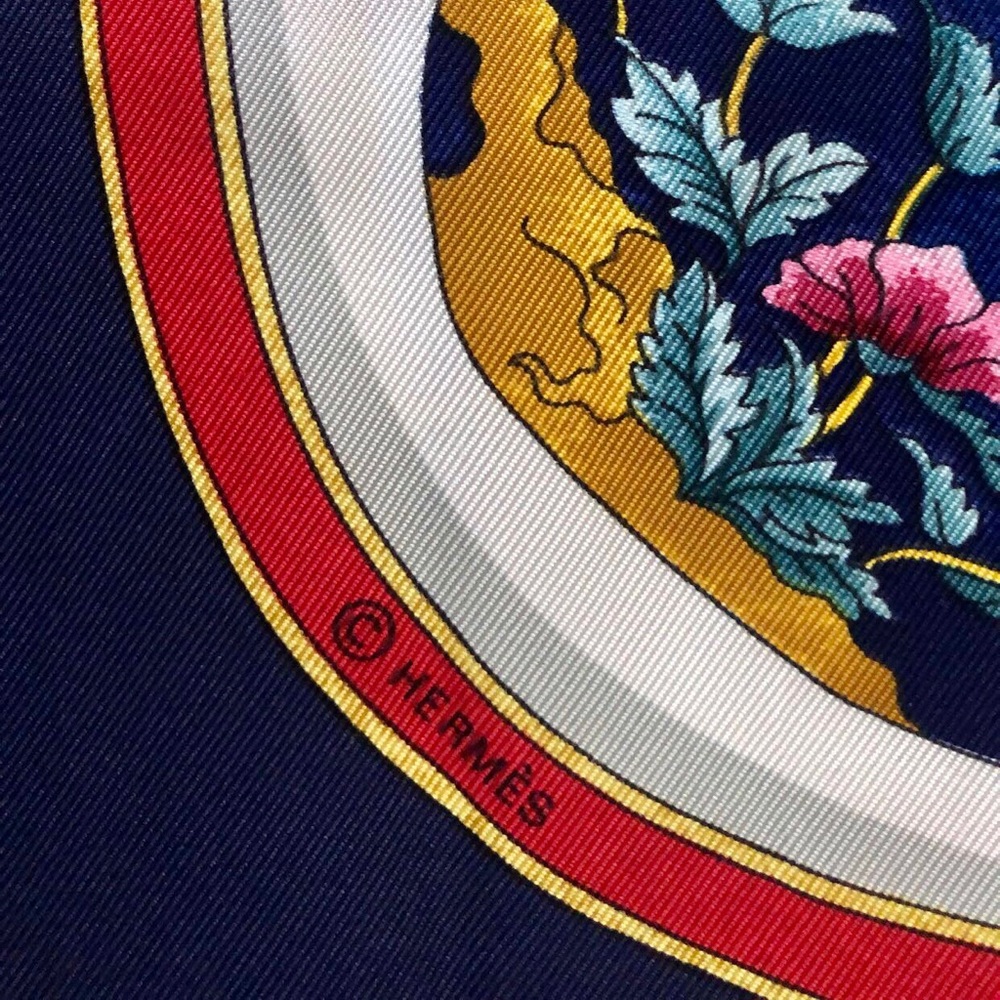AUTHENTIC VINTAGE HERMÈS SCARF
